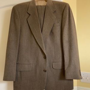 OscardelaRenta men’s suit